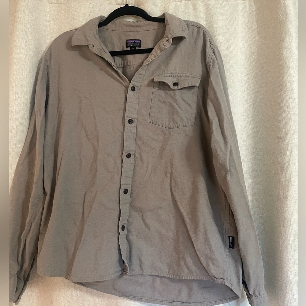 men’s patagonia 100% cotton button down flannel shirt